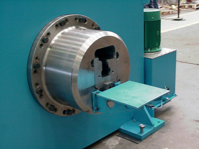 Other hydraulic presses HYDRAULIC PRESS FOR RAILS ROAD CONNECTION TRACKS TORSION